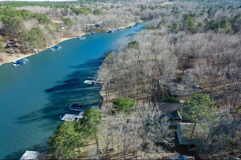 Serene Lake Oconee Haven with Private Dock & Water Toys - Eatonton, Georgia