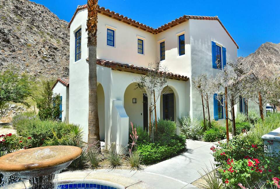 Stunning 2-Story Spanish Townhome with Mountain Views - La Quinta, California