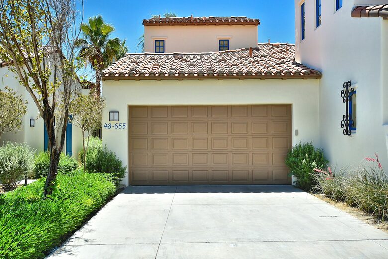 Stunning 2-Story Spanish Townhome with Mountain Views - La Quinta, California