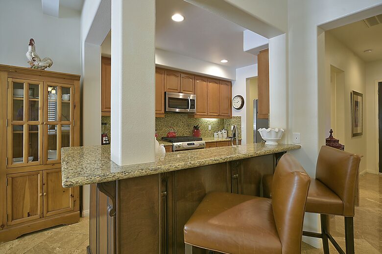 Stunning 2-Story Spanish Townhome with Mountain Views - La Quinta, California