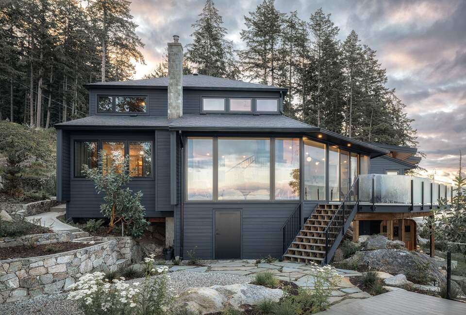 House viewed from clifftop deck