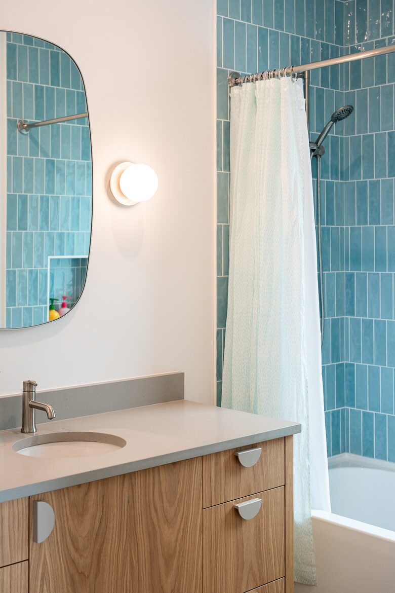 Main Bathroom, includes bathtub, shower, 2 sinks and water closet
