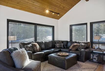 Boulder Bend: Blue River’s Premier Retreat - Breckenridge, Colorado