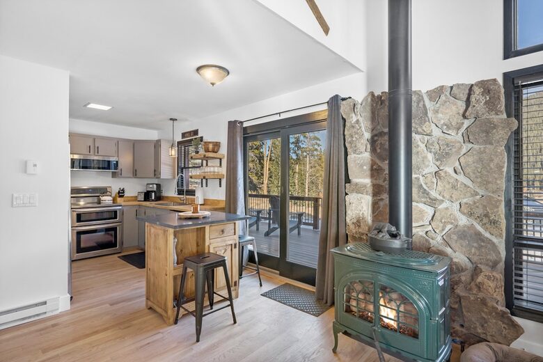 Boulder Bend: Blue River’s Premier Retreat - Breckenridge, Colorado