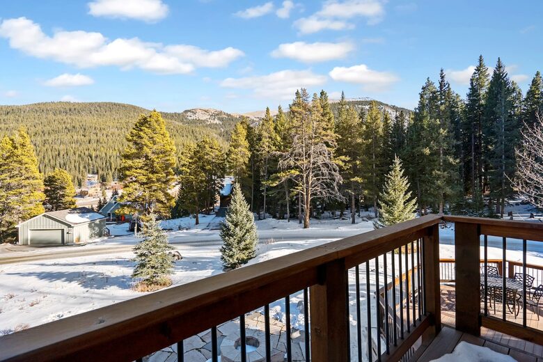 Boulder Bend: Blue River’s Premier Retreat - Breckenridge, Colorado