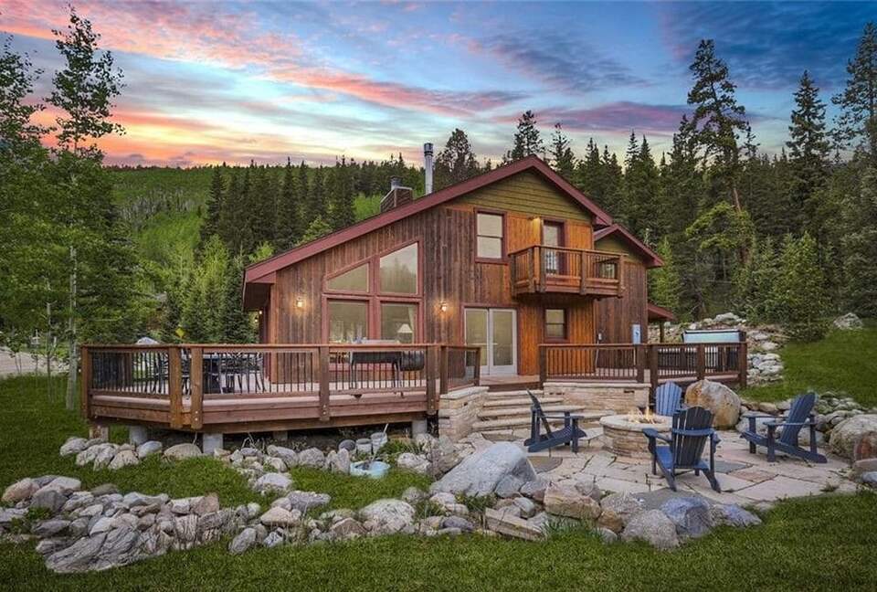 Boulder Bend: Blue River’s Premier Retreat - Breckenridge, Colorado