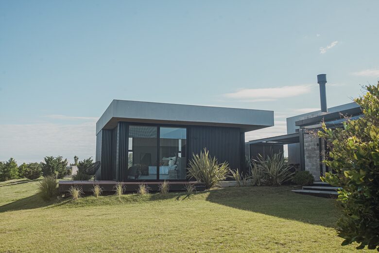 Modern Waterfront Lake House | Carmelo Golf - Carmelo, Uruguay