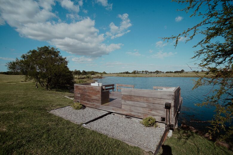 Modern Waterfront Lake House | Carmelo Golf - Carmelo, Uruguay