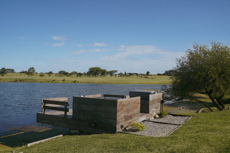 Modern Waterfront Lake House | Carmelo Golf - Carmelo, Uruguay