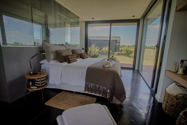 Modern Waterfront Lake House | Carmelo Golf - Carmelo, Uruguay