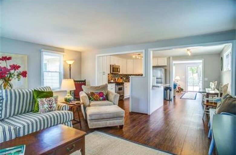 Cape Cod Cottage | Private Popponesset Beach Access - Mashpee, Massachusetts