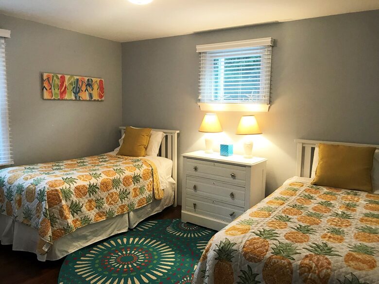 Cape Cod Cottage | Private Popponesset Beach Access - Mashpee, Massachusetts