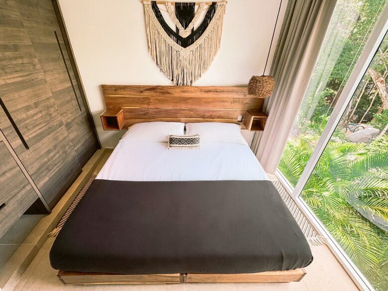 Well Appointed Condo near Beach & Town in Aldea Zama - Tulum, Mexico