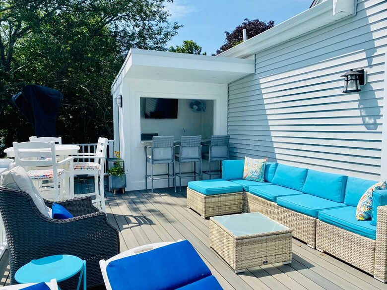 Ocean Views in Historic Plymouth - Plymouth, Massachusetts