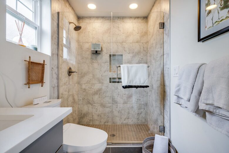 Quiet West Seattle Home | Best Location! - Seattle, Washington