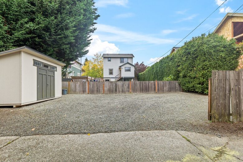 Quiet West Seattle Home | Best Location! - Seattle, Washington