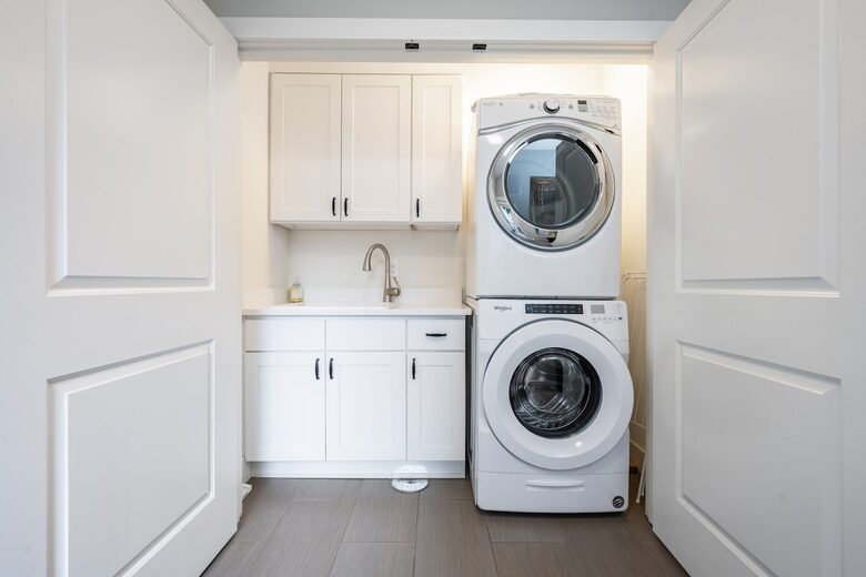 Quiet West Seattle Home | Best Location! - Seattle, Washington
