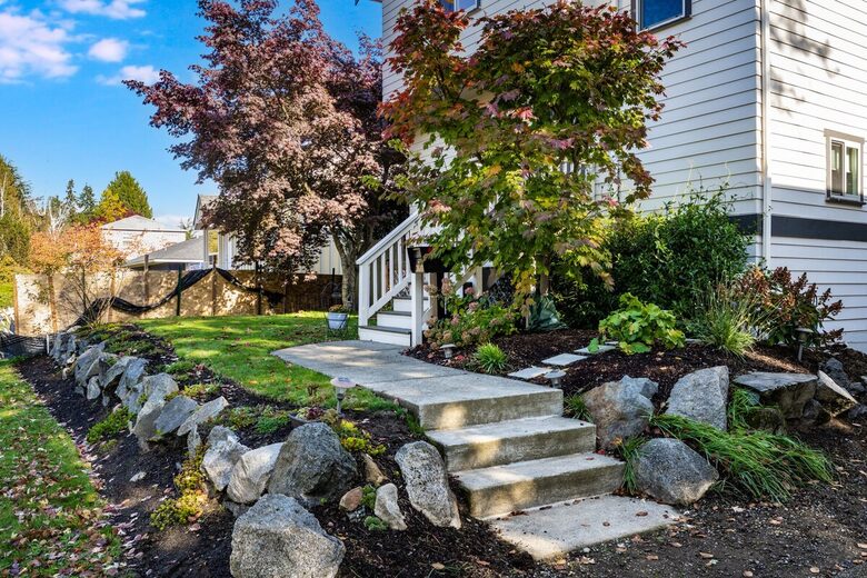 Quiet West Seattle Home | Best Location! - Seattle, Washington
