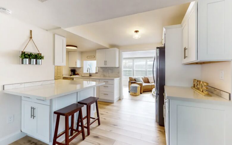 The Naples Bungalow | Dog Friendly - Naples, Florida
