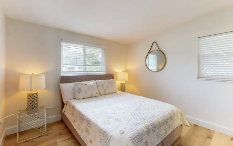 The Naples Bungalow | Dog Friendly - Naples, Florida