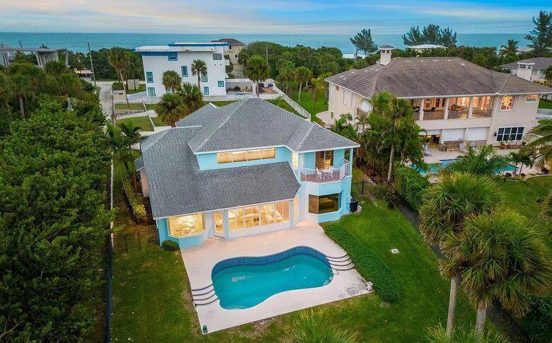 Riverside Bliss with Beach Access in Melbourne Beach - Melbourne Beach, Florida
