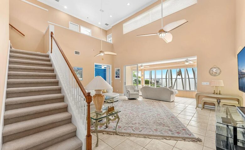 Riverside Bliss with Beach Access in Melbourne Beach - Melbourne Beach, Florida