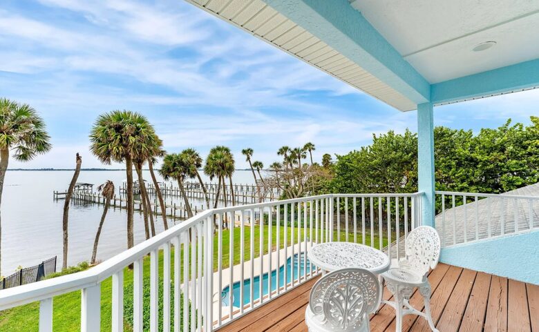 Riverside Bliss with Beach Access in Melbourne Beach - Melbourne Beach, Florida