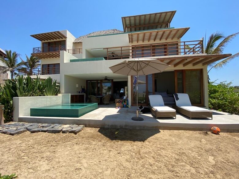 Marea Beachfront Villas - Playa Blanca, Mexico