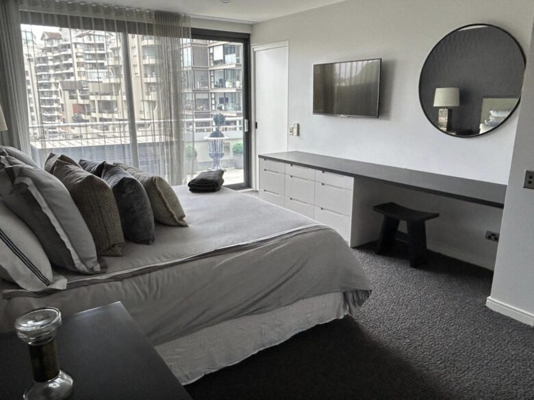 Lavender Bay Views - Milsons Point, Australia