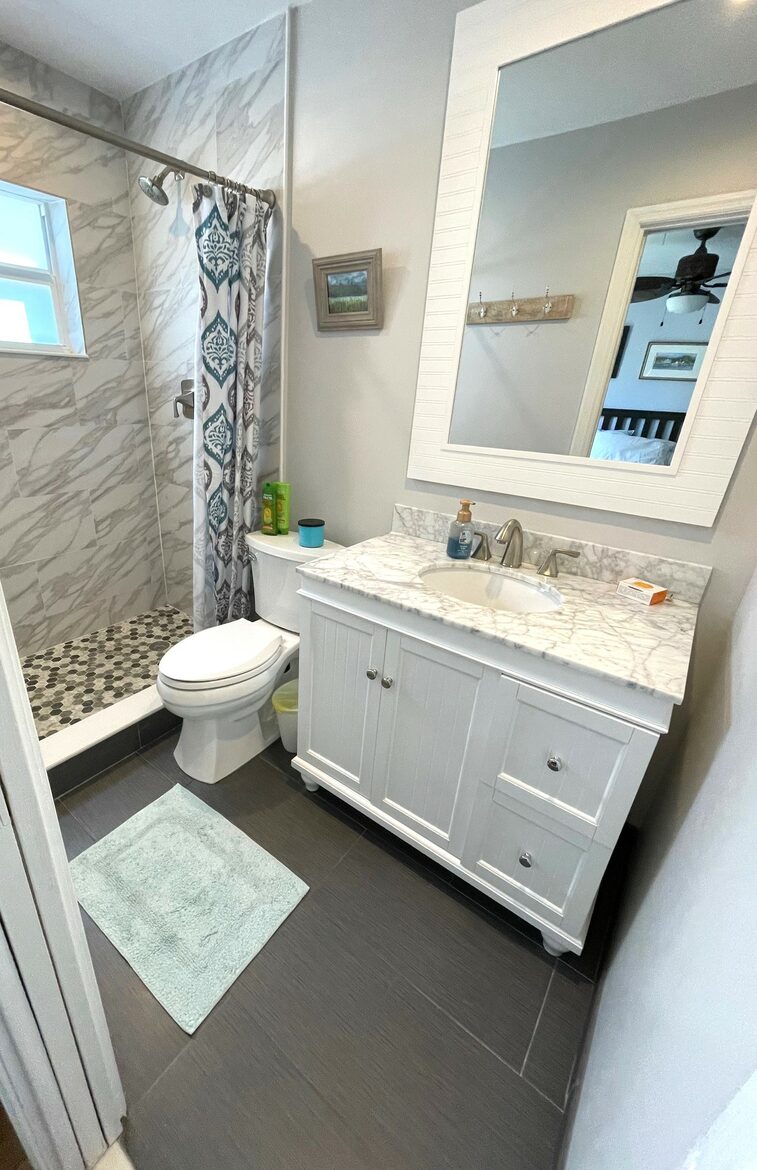 En suite bathroom for bedroom 3
