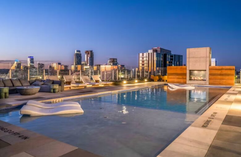 Stylish Urban Getaway in the Heart of Austin - Austin, Texas