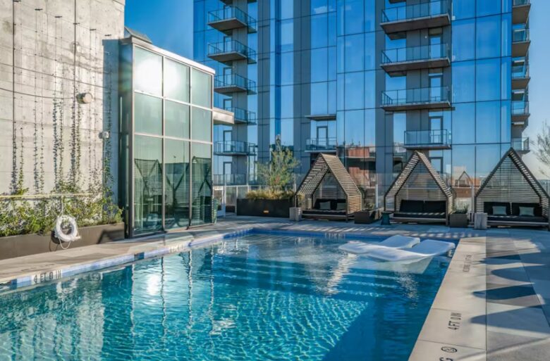 Stylish Urban Getaway in the Heart of Austin - Austin, Texas