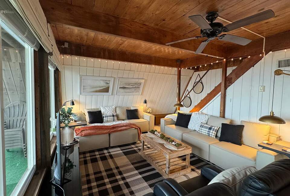 A-frame on the Beach - New Smyrna Beach, Florida