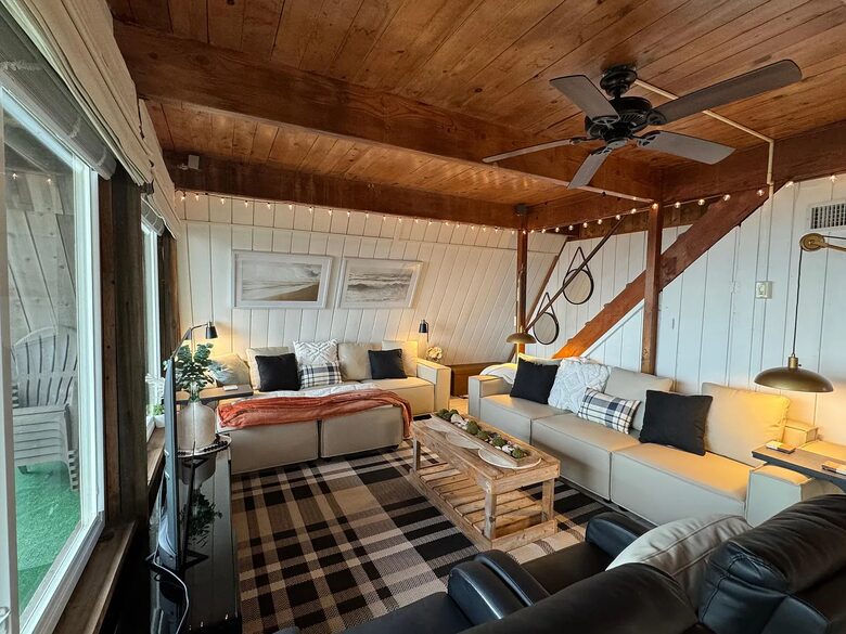A-frame on the Beach - New Smyrna Beach, Florida