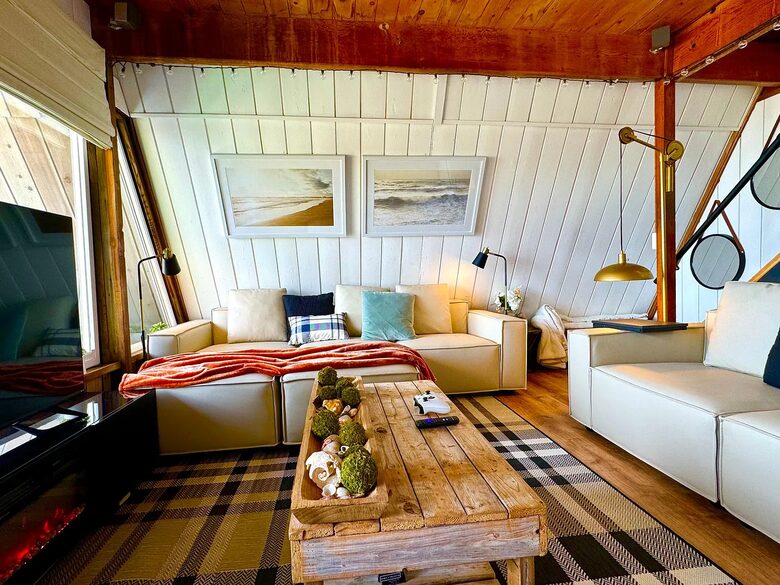 A-frame on the Beach - New Smyrna Beach, Florida