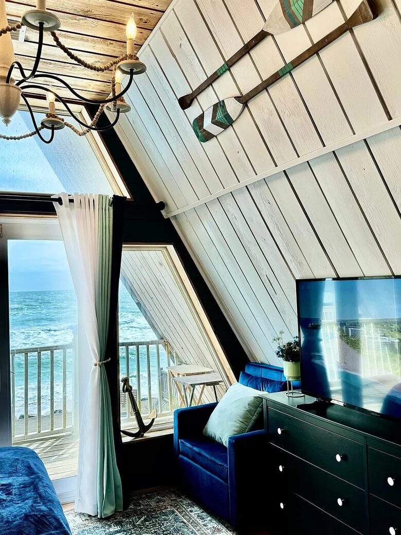 A-frame on the Beach - New Smyrna Beach, Florida