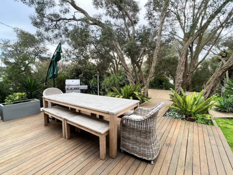 Moonah Decks Beach House - Rye, Australia