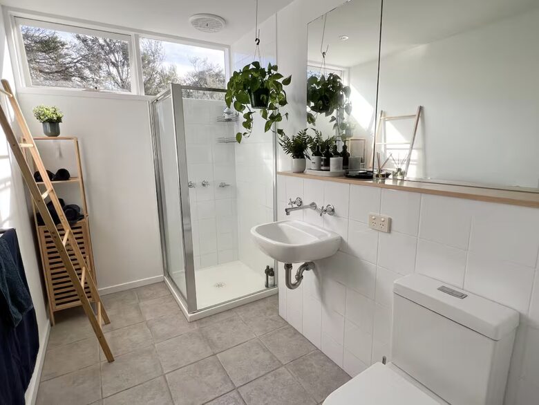 Moonah Decks Beach House - Rye, Australia