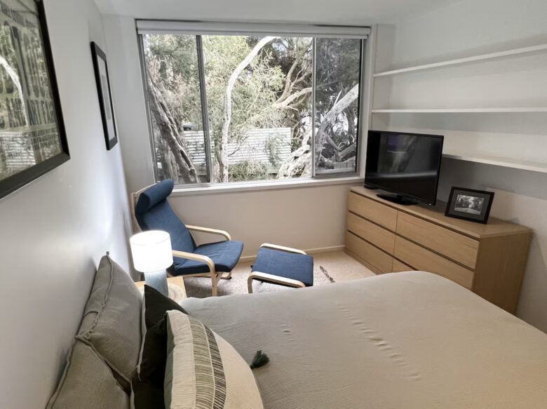Moonah Decks Beach House - Rye, Australia