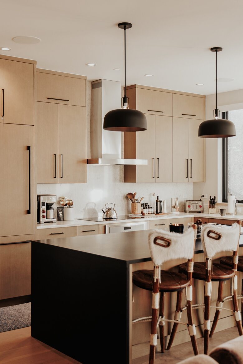 One Riverfront Townhome Residence in Avon - Avon, Colorado