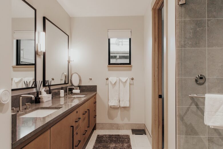 One Riverfront Townhome Residence in Avon - Avon, Colorado