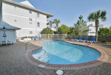 30A Seagrove Beach Escape | Walk to Beach - Santa Rosa Beach, Florida
