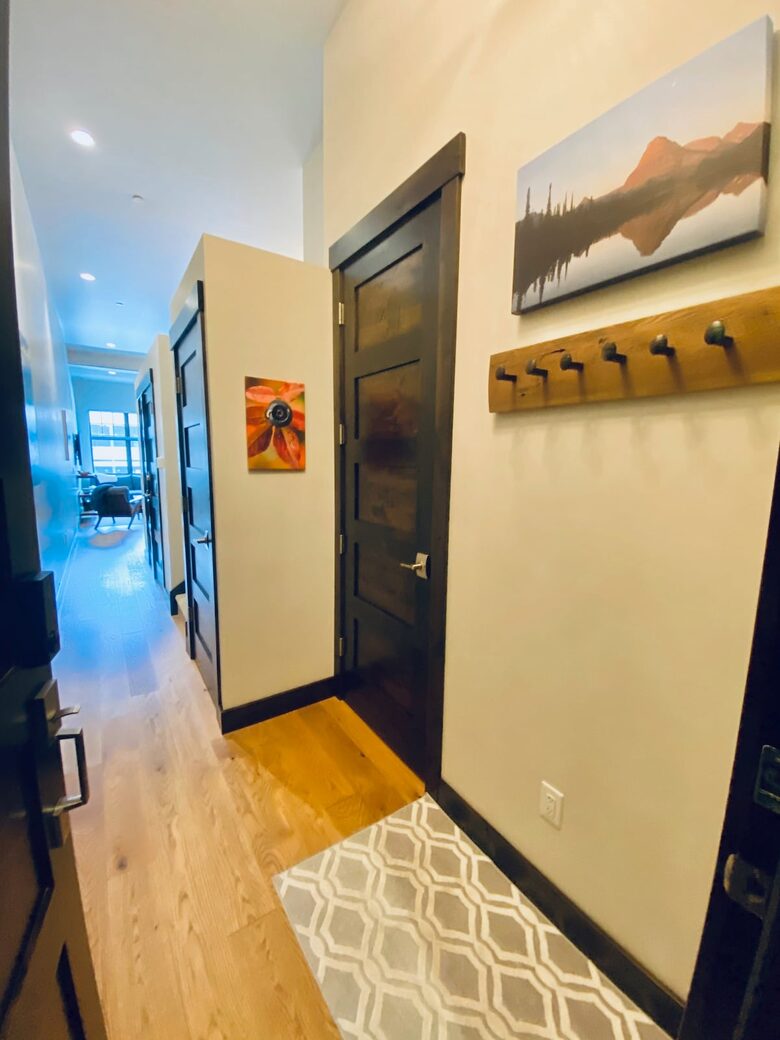 Modern Loft in the Heart of Downtown Whitefish - Whitefish, Montana