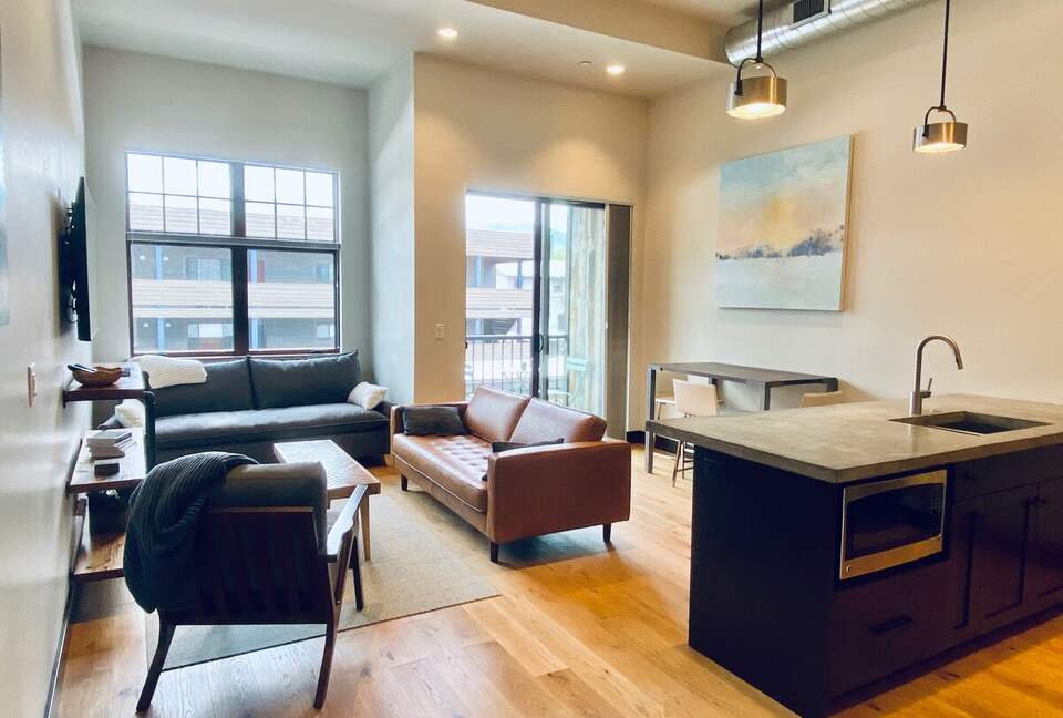 Modern Loft in the Heart of Downtown Whitefish - Whitefish, Montana