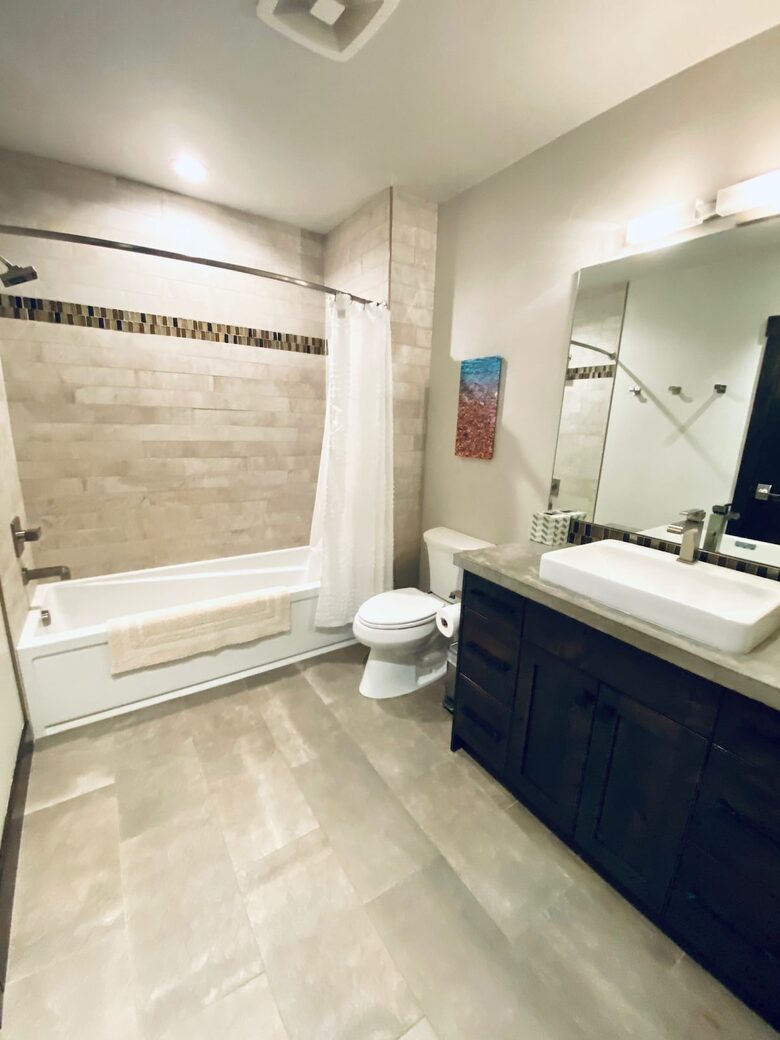 Modern Loft in the Heart of Downtown Whitefish - Whitefish, Montana