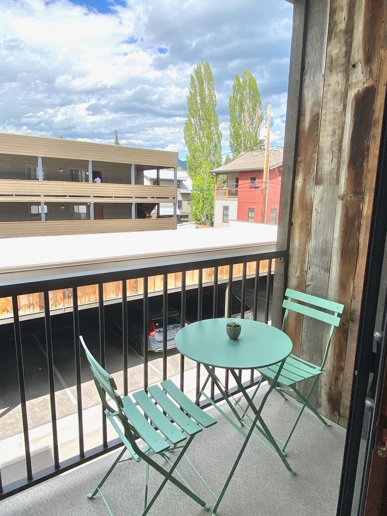 Modern Loft in the Heart of Downtown Whitefish - Whitefish, Montana