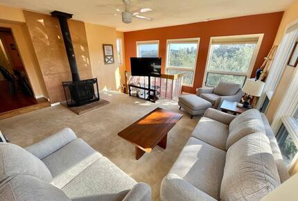 Peaceful Horsetooth Retreat with a View - Fort Collins, Colorado