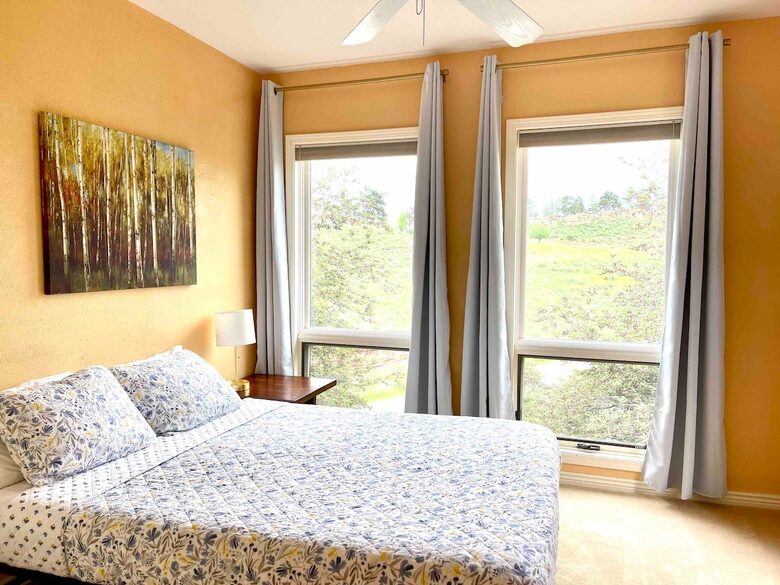 Peaceful Horsetooth Retreat with a View - Fort Collins, Colorado