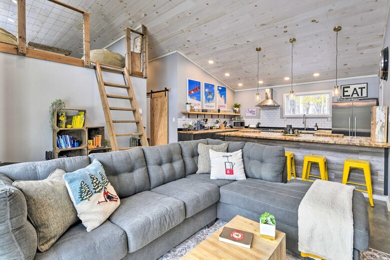 Adirondack Cabin Near Whiteface Mountain Resort - Wilmington, New York