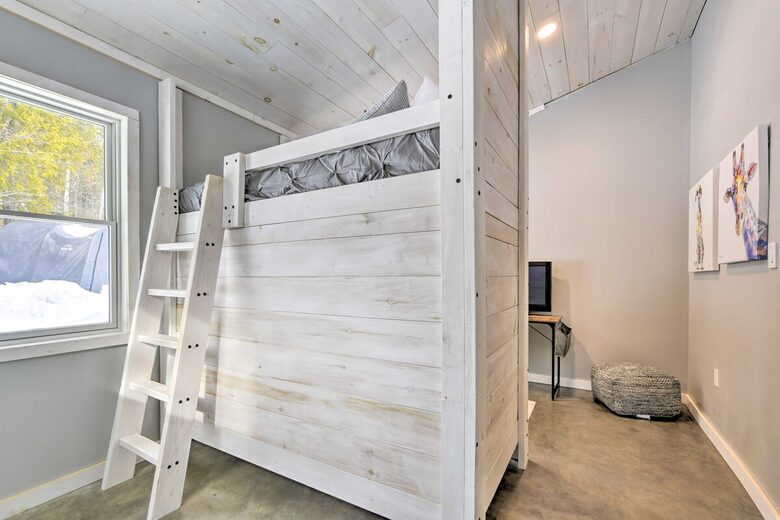 Adirondack Cabin Near Whiteface Mountain Resort - Wilmington, New York